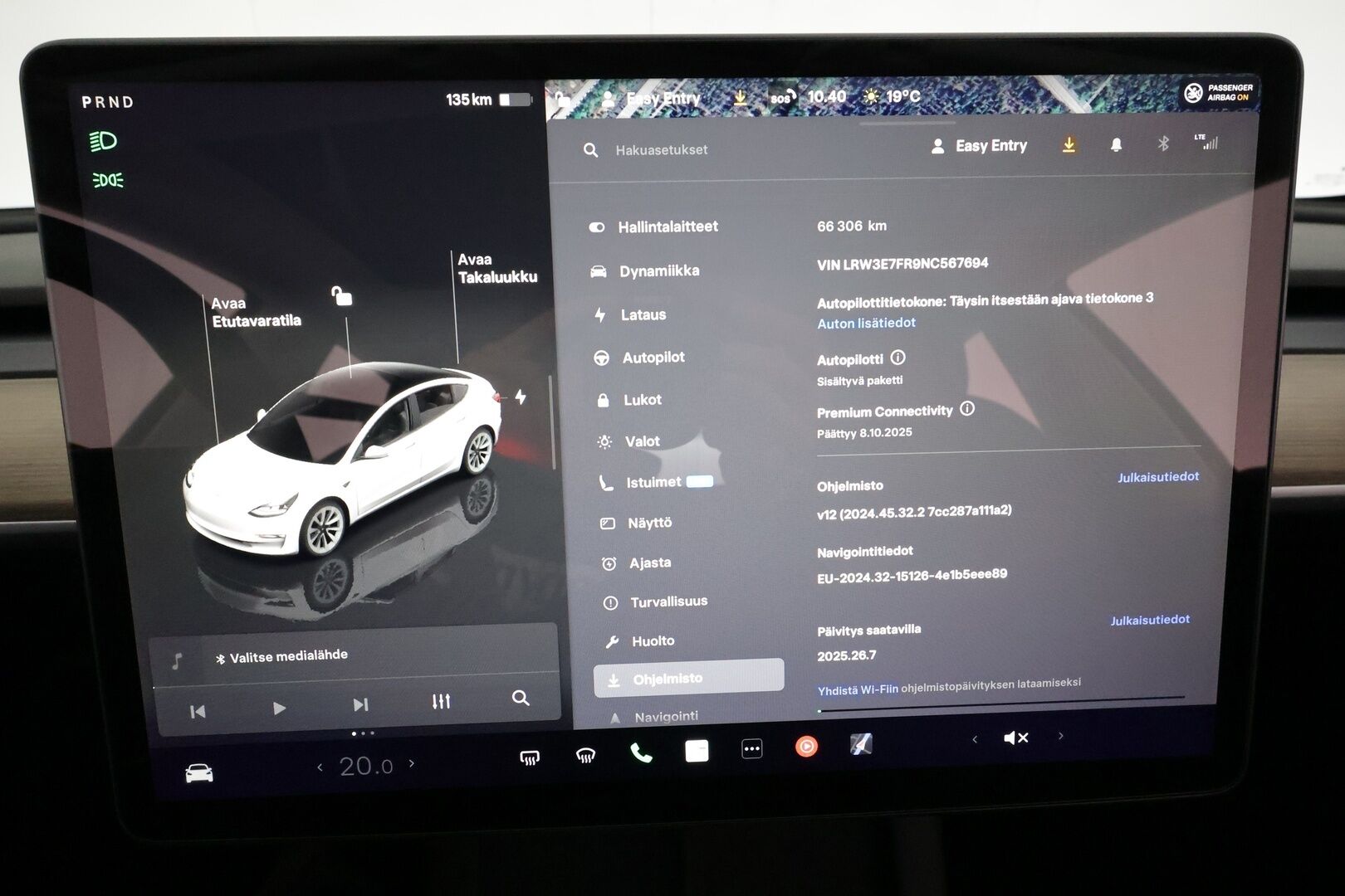 Tesla Model 3 2022 Standard Range Plus **Lasikatto / ILP / ACC / Matrix-LED / P.kamera / Muistipenkki / Navi / Kaistavahti / Keyless** - 2x Latauskaapelit
