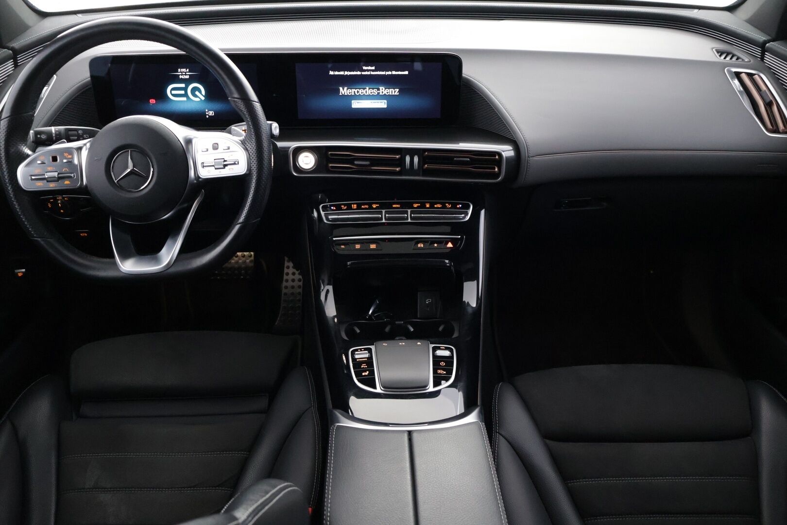 Mercedes-Benz EQC 2021 400 4MATIC Business AMG - | Distronic+ | Burmester | 360-kamera | Lasikatto | Multibeam-Led | Widescreen | BLIS | KeylessGo | | 2x Renkaat ja vanteet |