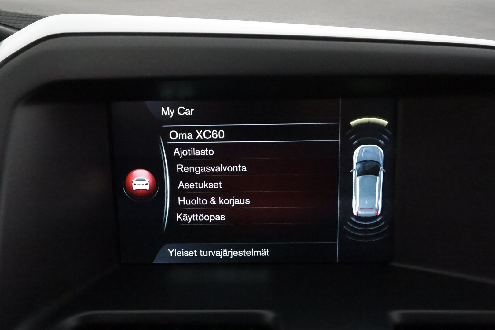Volvo XC60 2015 D4 AWD Momentum aut *Vakkari / Webasto / Panorama / KeylessGo / Puolinahat / Digimittaristo* - Kahdet renkaat aluvanteilla