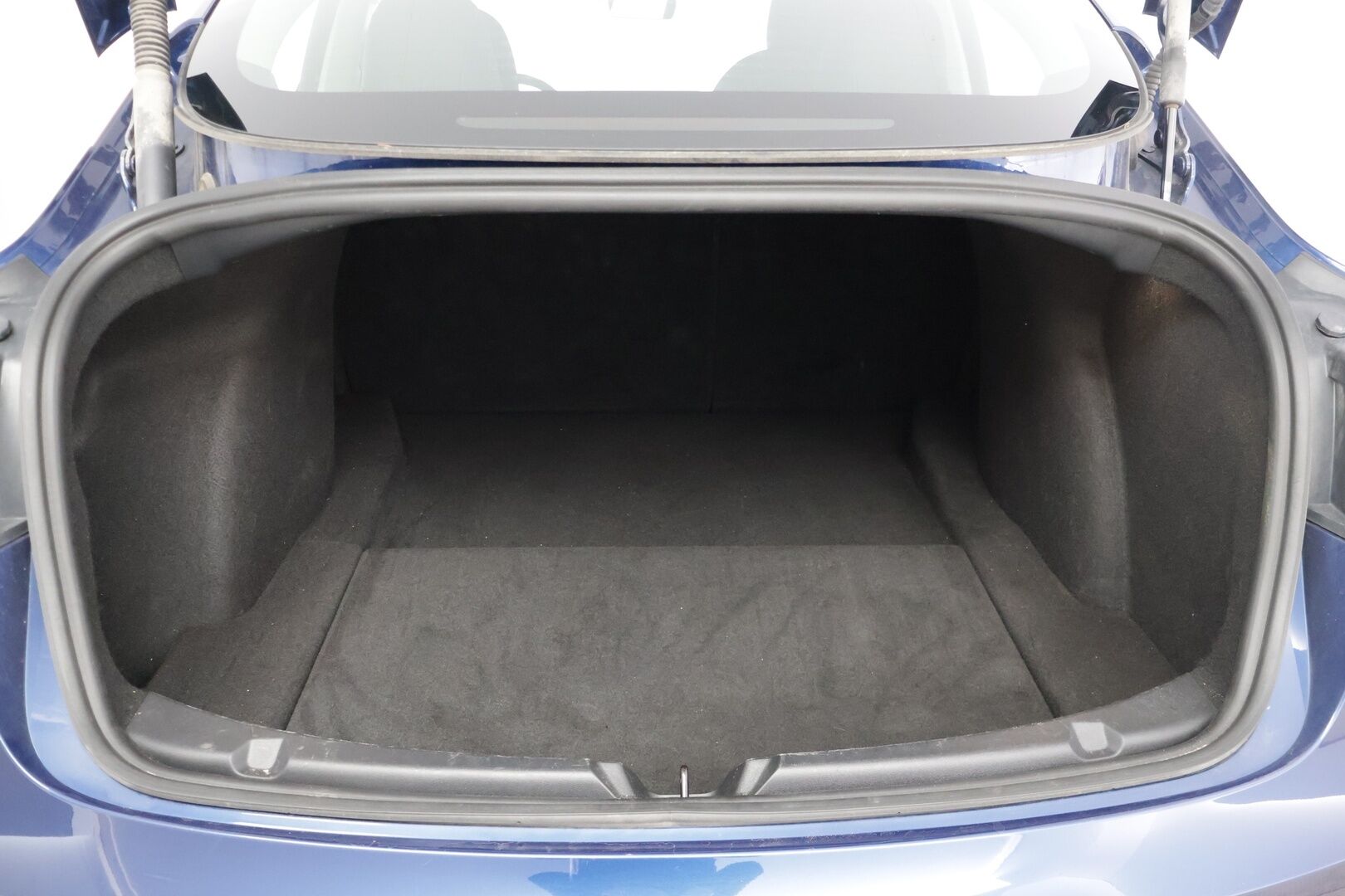 Tesla Model 3 2023 Standard Range Plus * AMD Ryzen / Sähkökontti / Lämpöpumppu / Autopilotti / Lasikatto * - * Tehdastakuu voimassa 12/2026 * - Osta nyt, maksa vasta ensi vuonna