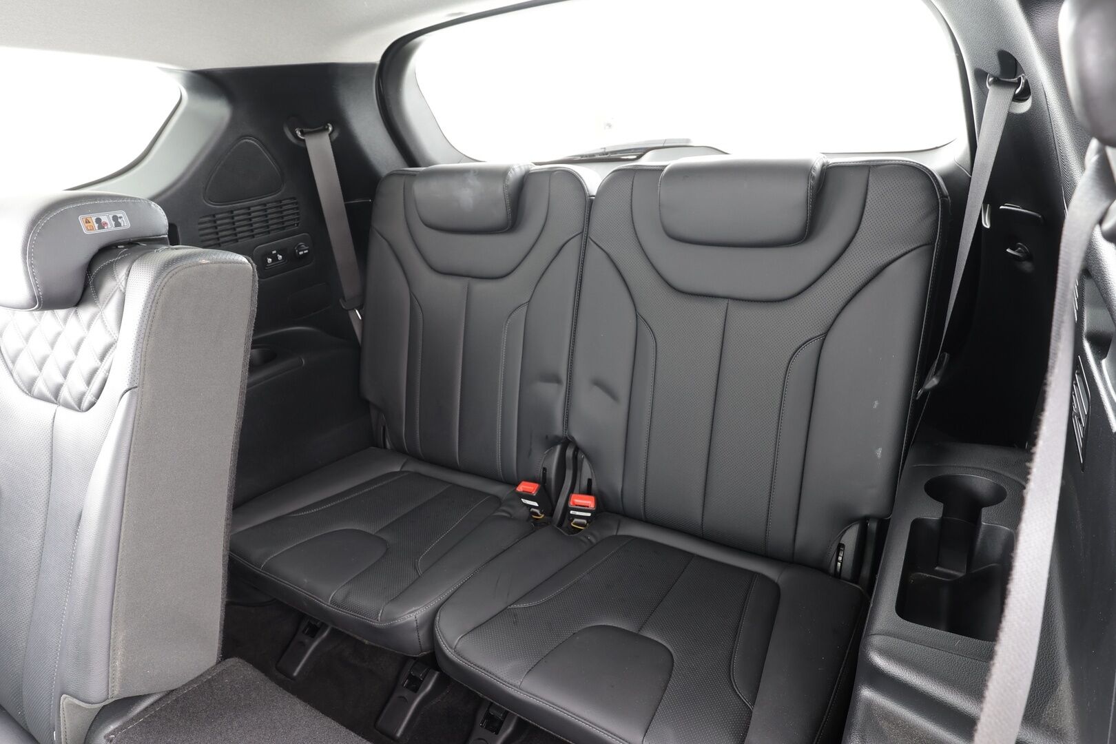 Hyundai Santa Fe 2022 1.6 T-GDI 265 hv Plug in 4WD 6AT Premium Business 7P * ACC / LED / 360 / Ilmastoitu Muistipenkki / Krell / Panorama * - Akku kuntotarkastettu / Koukku / HUD / 2x Latauskaapelit / Kahdet renkaat aluvanteilla