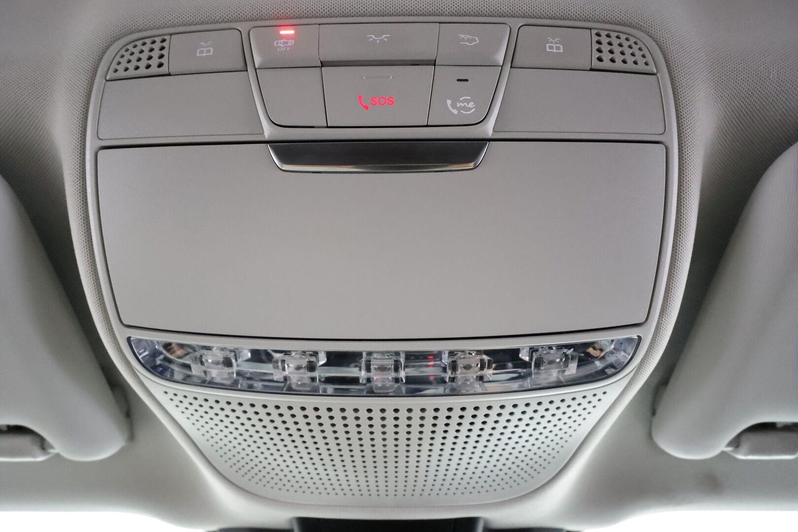 Mercedes-Benz E 2021 300 de 4MATIC T A Business Avantgarde EQ Power - Widescreen | Koukku | LED | P.Kamera | Navi | Vakkari