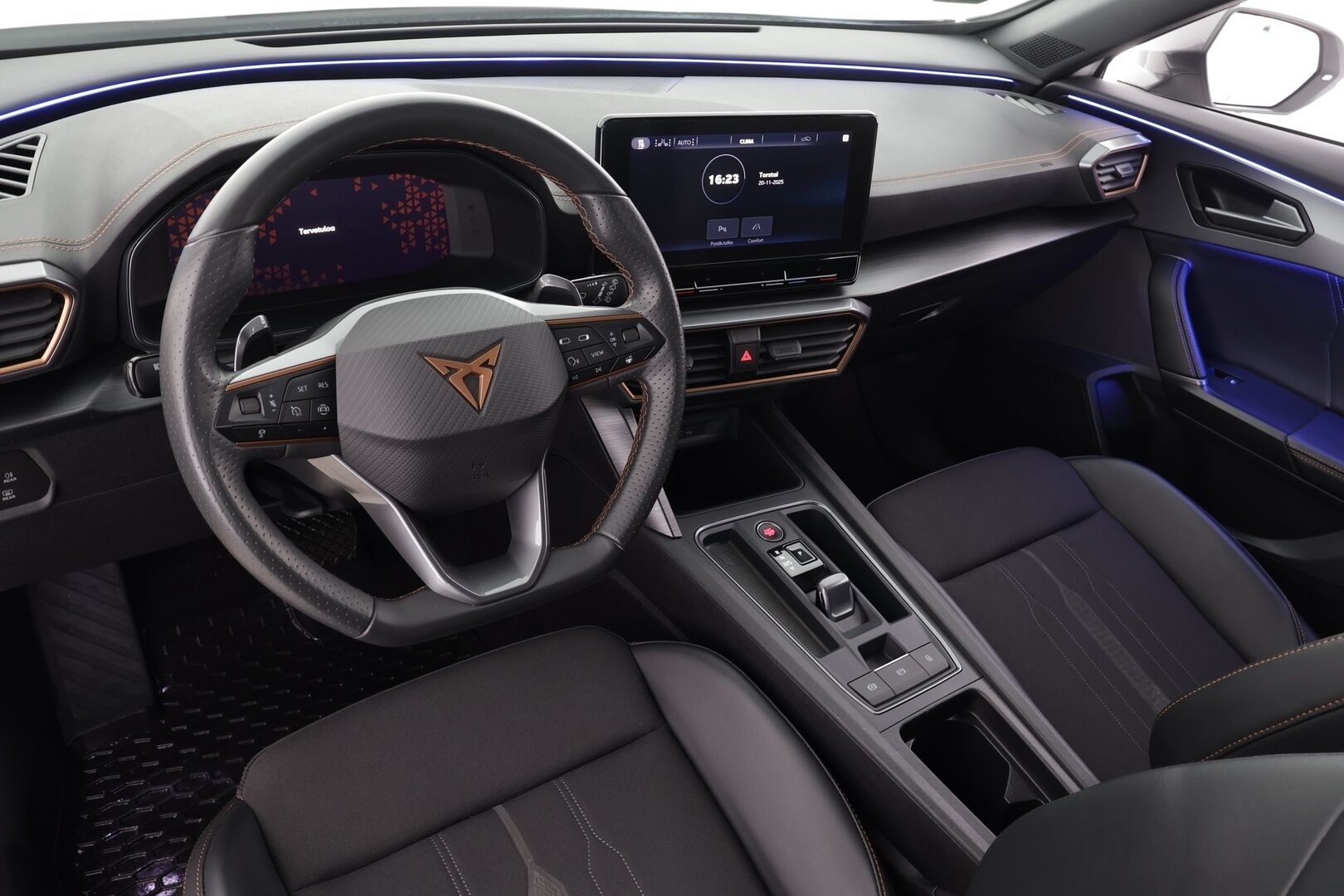 Cupra Formentor 2022 1.4 PHEV 150 kW e-HYBRID DSG * ACC / LED / P.tutkat / Kaistavahti / Digimittaristo / Keyless * - Kahdet renkaat - HULLU BLACKWEEK KORKOTARJOUS 2,49%