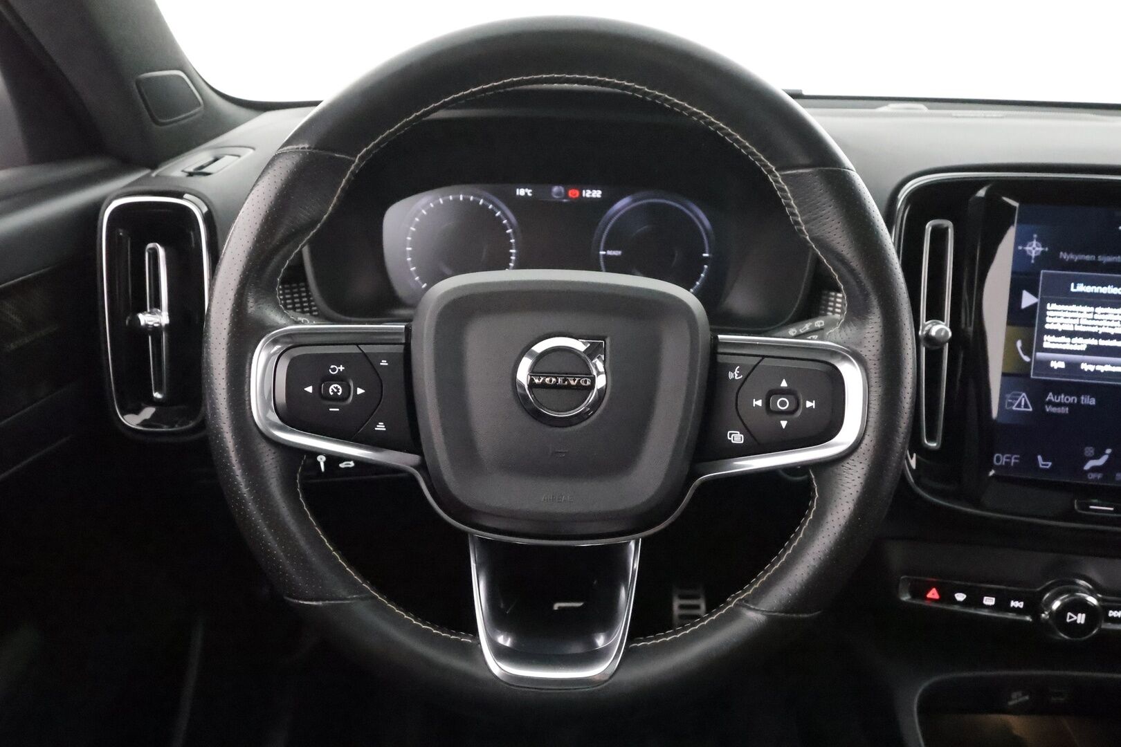 Volvo XC40 2021 T5 TwE Business R-Design aut - | ACC | Koukku | Webasto | Harman/Kardon | Panorama | 360° | Sporttinahat sähköllä | Muistipenkki | Full-LED |  BLIS | Pilot Assist | Merkkihuollot | 2x volvo alut |