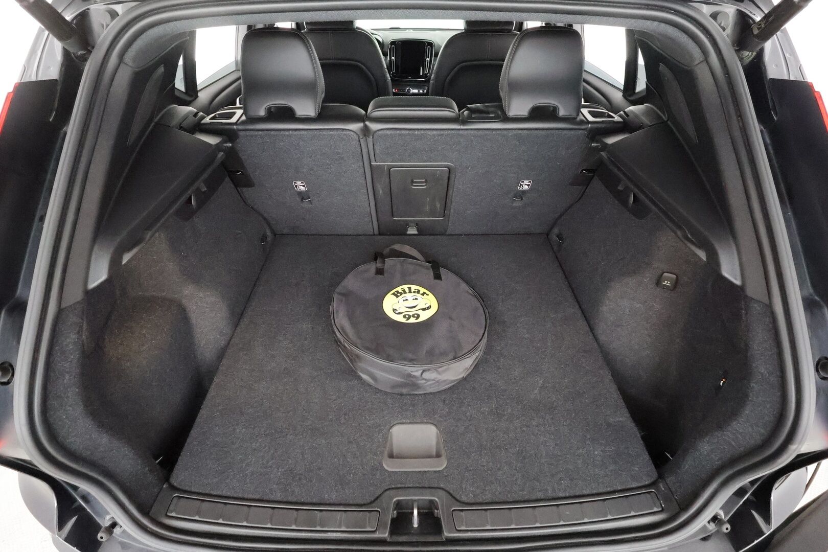 Volvo XC40 2021 T5 TwE Business R-Design aut - | ACC | Koukku | Webasto | Harman/Kardon | Panorama | 360° | Sporttinahat sähköllä | Muistipenkki | Full-LED |  BLIS | Pilot Assist | Merkkihuollot | 2x volvo alut |