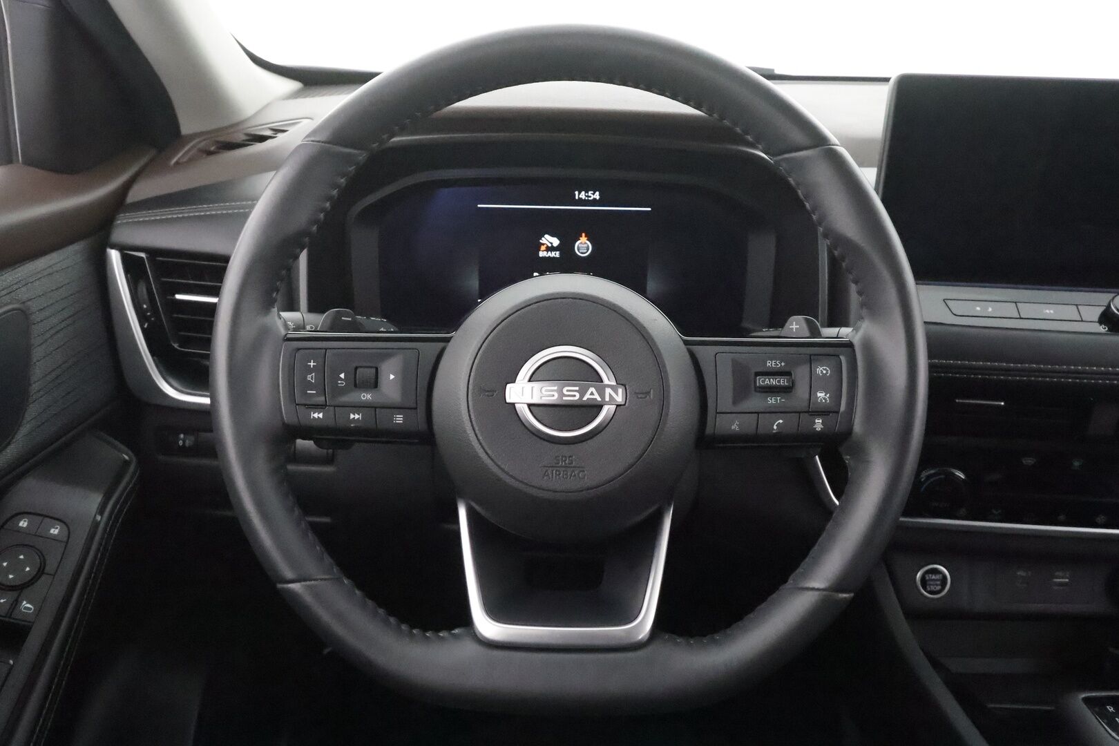 Nissan X-Trail 2024 MHEV 2WD N-CONNECTA 7ST * ACC / LED / 360 / Kaistavahti / Navi / Katveavustin / Keyless * - 1-om Suomi-auto / Kahdet renkaat aluvanteilla / Merkkihuollot