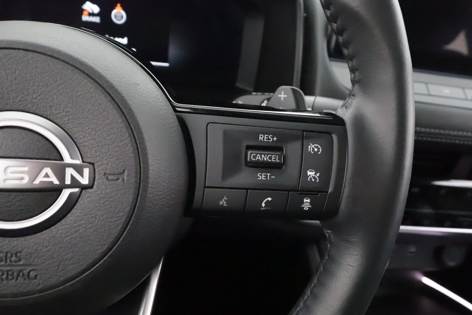 Nissan X-Trail 2024 MHEV 2WD N-CONNECTA 7ST * ACC / LED / 360 / Kaistavahti / Navi / Katveavustin / Keyless * - 1-om Suomi-auto / Kahdet renkaat aluvanteilla / Merkkihuollot