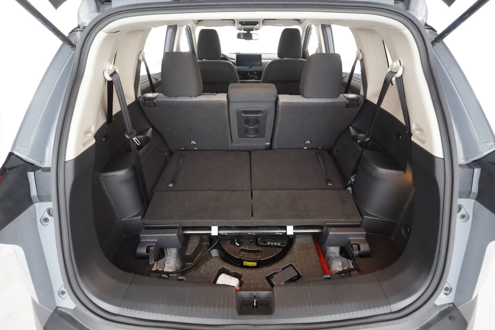 Nissan X-Trail 2024 MHEV 2WD N-CONNECTA 7ST * ACC / LED / 360 / Kaistavahti / Navi / Katveavustin / Keyless * - 1-om Suomi-auto / 7-paikkainen / Kahdet renkaat aluvanteilla / Merkkihuollot