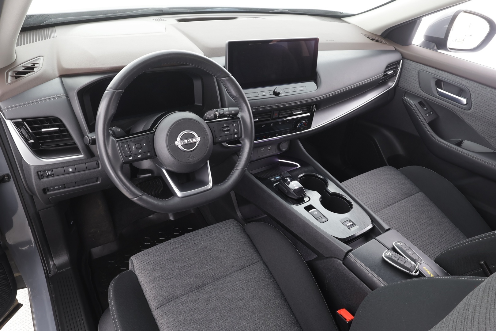 Nissan X-Trail 2024 e-POWER 2WD N-Connecta 5ST * ACC / LED / 360 / Kaistavahti / Navi / Katveavustin / Keyless * - 1-om Suomi-auto / Merkkihuollot
