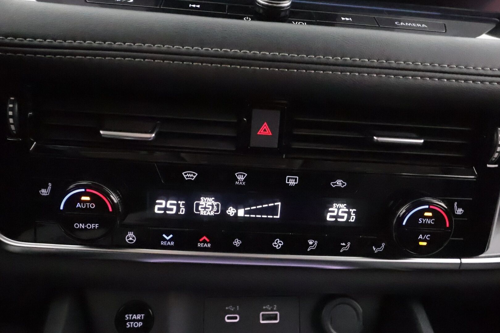 Nissan X-Trail 2024 E-POWER 2WD N-CONNECTA 5S - | 1.Om Suomi-auto | Kahdet renkaat aluvanteilla | Merkkihuollettu |  ACC | 360° | Kaistavahti | Digimittari | LED | Navi | Ratinlämmitin | Keyless |