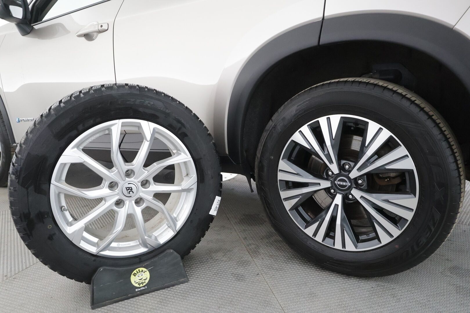 Nissan X-Trail 2024 E-POWER 2WD N-CONNECTA 5S - | 1.Om Suomi-auto | Kahdet renkaat aluvanteilla | Merkkihuollettu |  ACC | 360° | Kaistavahti | Digimittari | LED | Navi | Ratinlämmitin | Keyless |