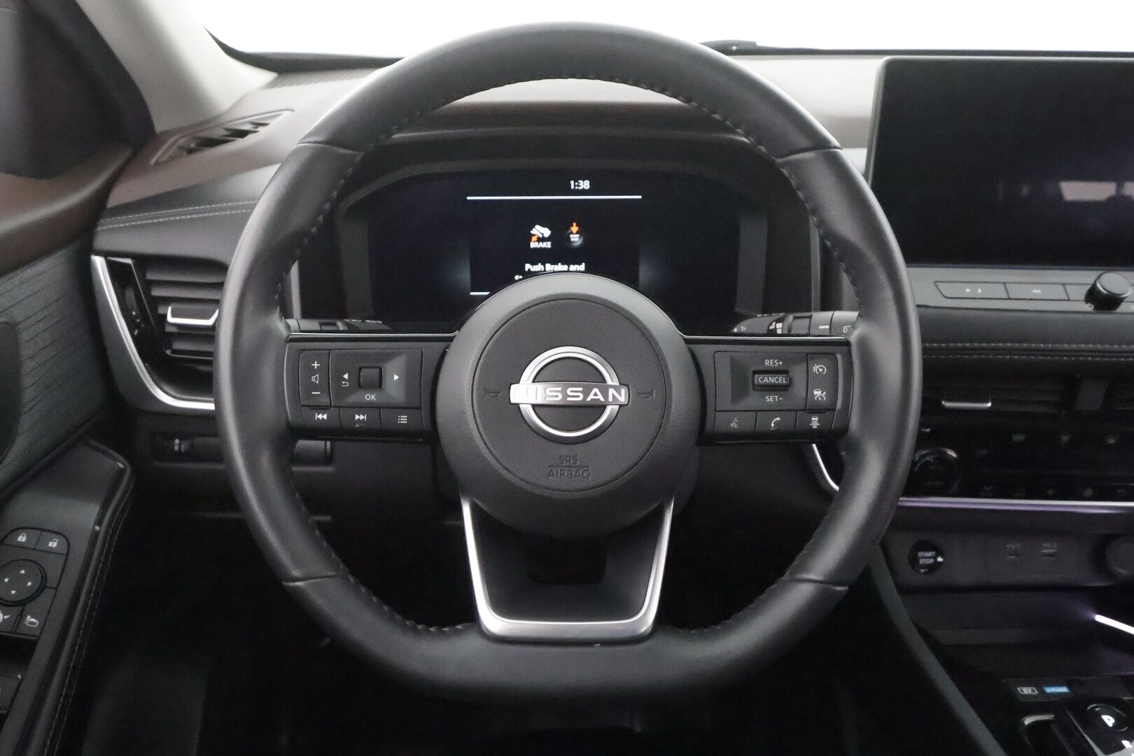 Nissan X-Trail 2024 E-POWER 2WD N-CONNECTA 5S - | 1.Om Suomi-auto | Kahdet renkaat aluvanteilla | Merkkihuollettu |  ACC | 360° | Kaistavahti | Digimittari | LED | Navi | Ratinlämmitin | Keyless |