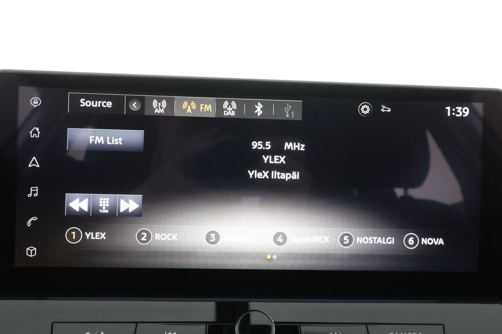 Nissan X-Trail 2024 E-POWER 2WD N-CONNECTA 5S - | 1.Om Suomi-auto | Kahdet renkaat aluvanteilla | Merkkihuollettu |  ACC | 360° | Kaistavahti | Digimittari | LED | Navi | Ratinlämmitin | Keyless |