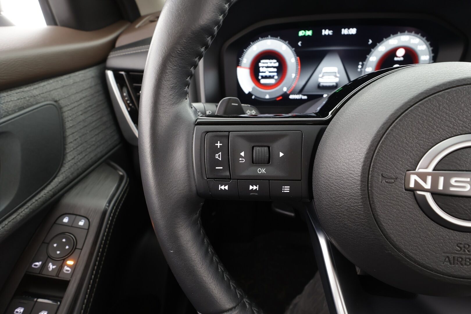 Nissan X-Trail 2024 MHEV 2WD N-Connecta 5ST - ACC | LED | 360 | Kaistavahti | Navi | Katveavustin | Keyless | 1-om Suomi-auto | Kahdet renkaat aluvanteilla | Merkkihuollot