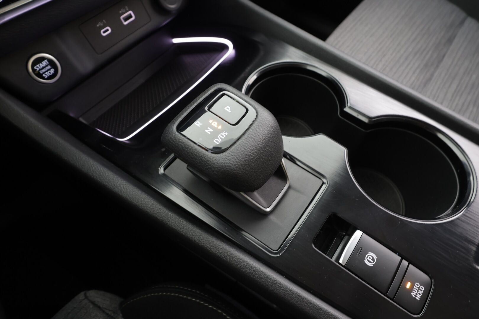 Nissan X-Trail 2024 MHEV 2WD N-Connecta 5ST - ACC | LED | 360 | Kaistavahti | Navi | Katveavustin | Keyless | 1-om Suomi-auto | Kahdet renkaat aluvanteilla | Merkkihuollot