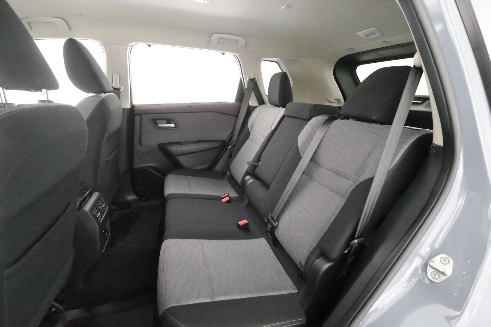 Nissan X-Trail 2024 MHEV 2WD N-Connecta 5ST - ACC | LED | 360 | Kaistavahti | Navi | Katveavustin | Keyless1-om Suomi-auto | Kahdet renkaat aluvanteilla | Merkkihuollot