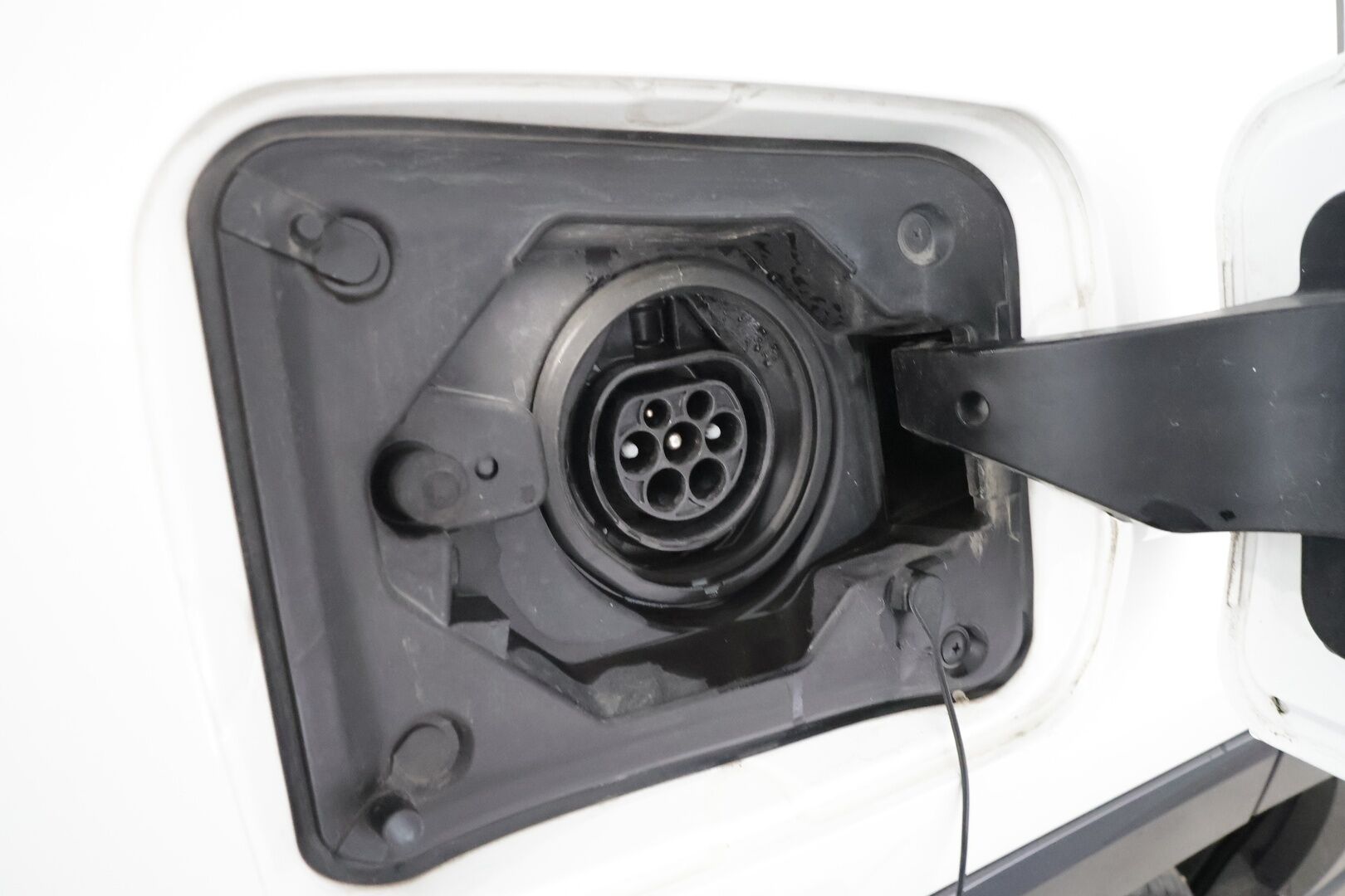 Toyota RAV4 Plug-in 2021 Hybrid 2,5 AWD-i Style - ACC | Koukku | Puolinahat | LED | Kaistavahti | Sähköpenkki | Ratinlämmitin | Keyless | P.Kamera 