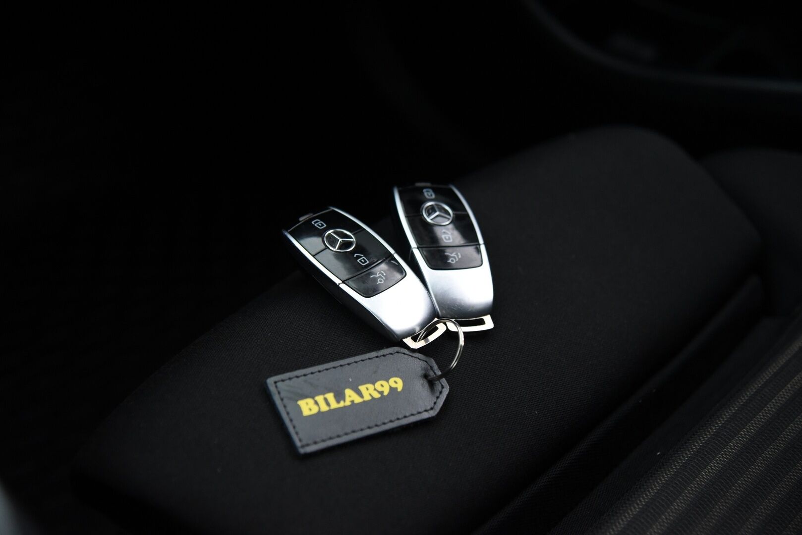 Mercedes-Benz E 2020 300 de T A Business EQ Power / HUD / Adapt.vak / 360-kamera / Taittuva-Koukku / IHC+ / Sport-Penkit - Huippuvarusteltu Yksilö!