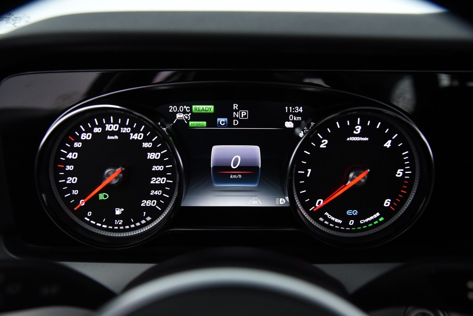 Mercedes-Benz E 2020 300 de T A Business EQ Power / HUD / Adapt.vak / 360-kamera / Taittuva-Koukku / IHC+ / Sport-Penkit - Huippuvarusteltu Yksilö!