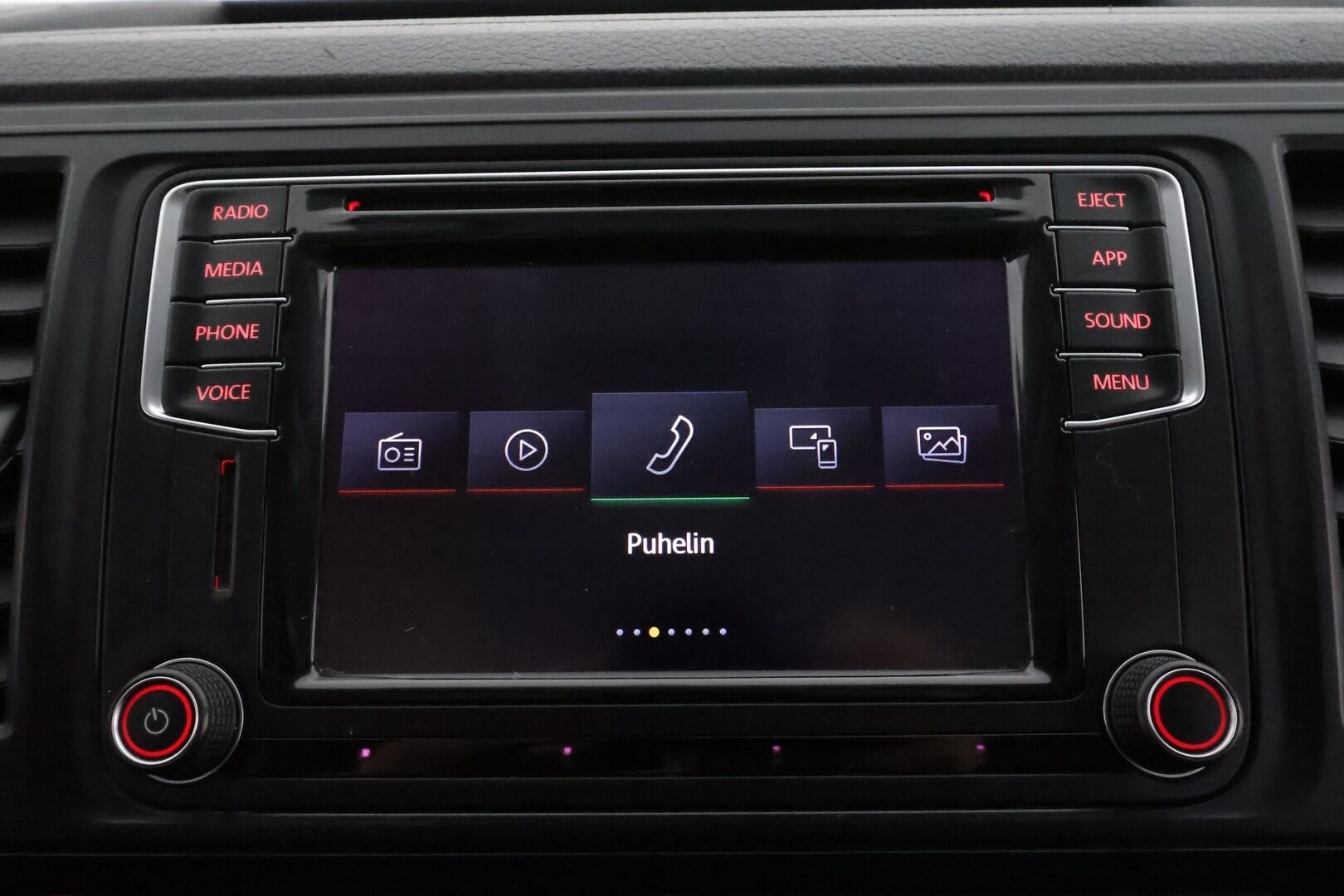 Volkswagen Transporter 2018 Pitkä 2,0 TDI 110 kW 4Motion **Vakkari / Webasto / LED / Apple&Android / P.kamera / Koukku** - Läpi juostava / Keularauta / LED Päiväajovalot /
