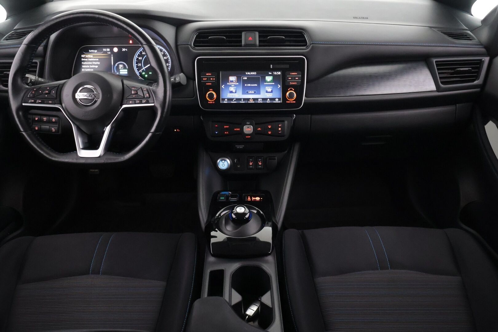 Nissan Leaf 2019 N-Connecta 40 kWh FI * Suomi-auto / Adapt.Vakkari / 360° / Digimittari / Navi / Carplay * - Suomi-auto / Kahdet renkaat / Hyvät varusteet