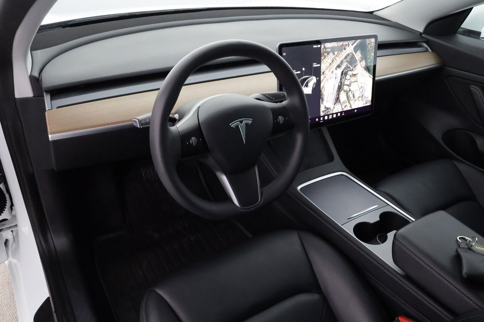 Tesla Model 3 2021 Standard Range Plus - | Akku juuri vaihdettu! | ILP | ACC | Lasikatto | Matrix-LED | P.Kamera | Muistipenkki | Premium Speakers | Navi | Kaistavahti | Keyless | 