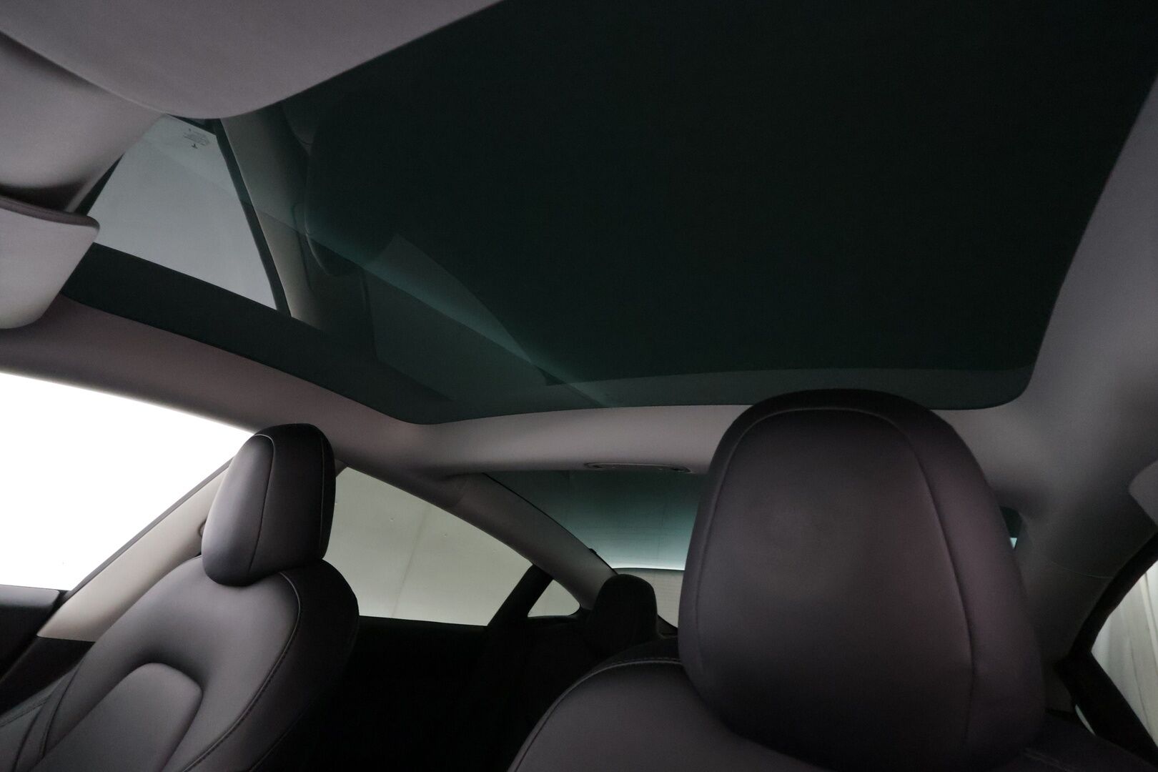 Tesla Model 3 2021 Standard Range Plus - | Akku juuri vaihdettu! | ILP | ACC | Lasikatto | Matrix-LED | P.Kamera | Muistipenkki | Premium Speakers | Navi | Kaistavahti | Keyless | 