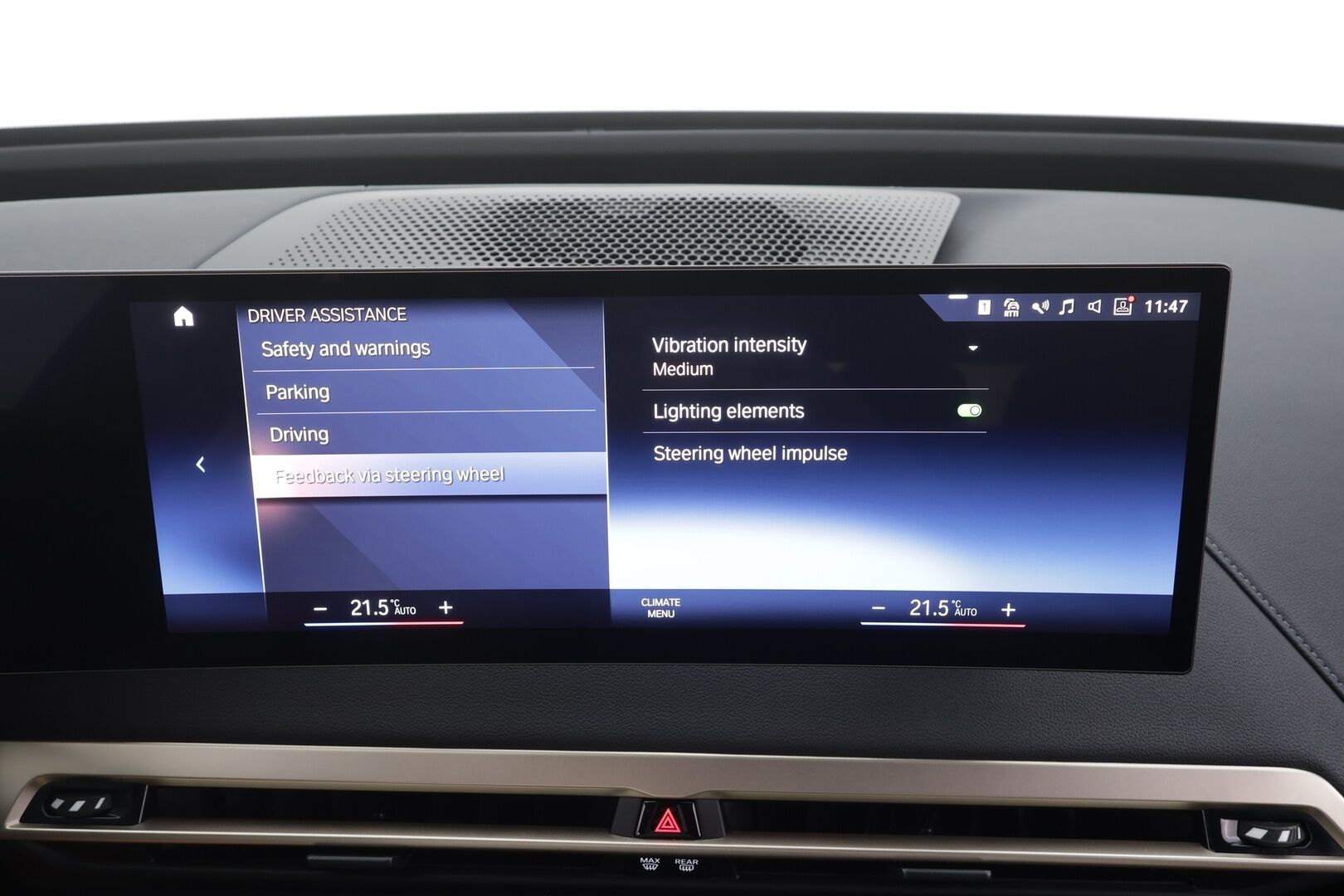 BMW iX 2023 xDrive40 Sports Package - | ACC | Laser | 360° | H&K | HUD | Koukku | ILP | Sähkönahat | Ambient | 2x renkaat aluin |