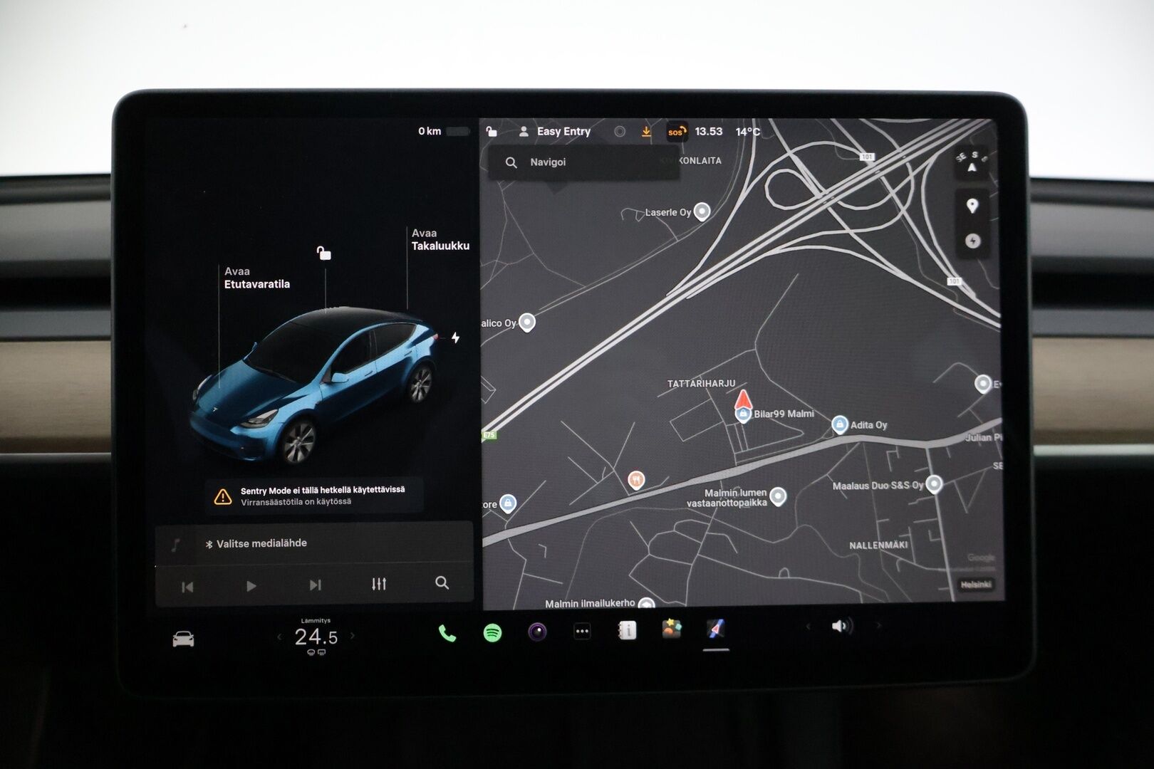 TESLA MODEL Y 2021 Long Range Dual Motor AWD / Lämpöpumppu / Autopilot / Lasikatto / Premium Audio / Mustat Nahat