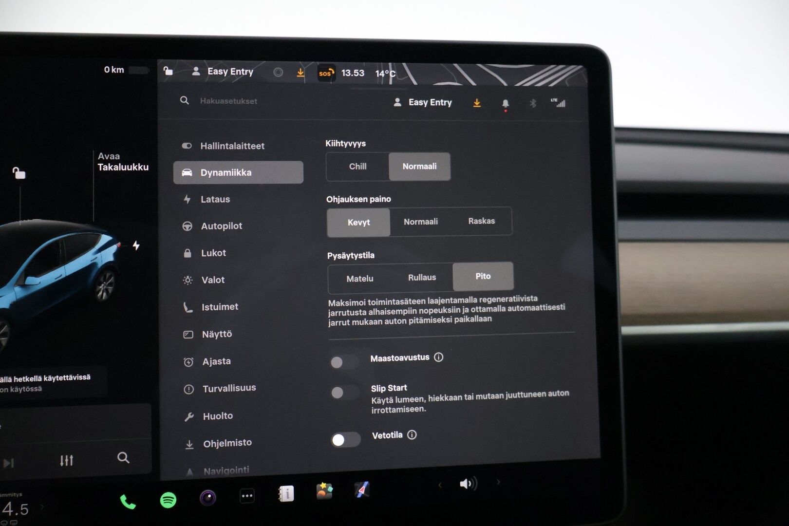 TESLA MODEL Y 2021 Long Range Dual Motor AWD / Lämpöpumppu / Autopilot / Lasikatto / Premium Audio / Mustat Nahat