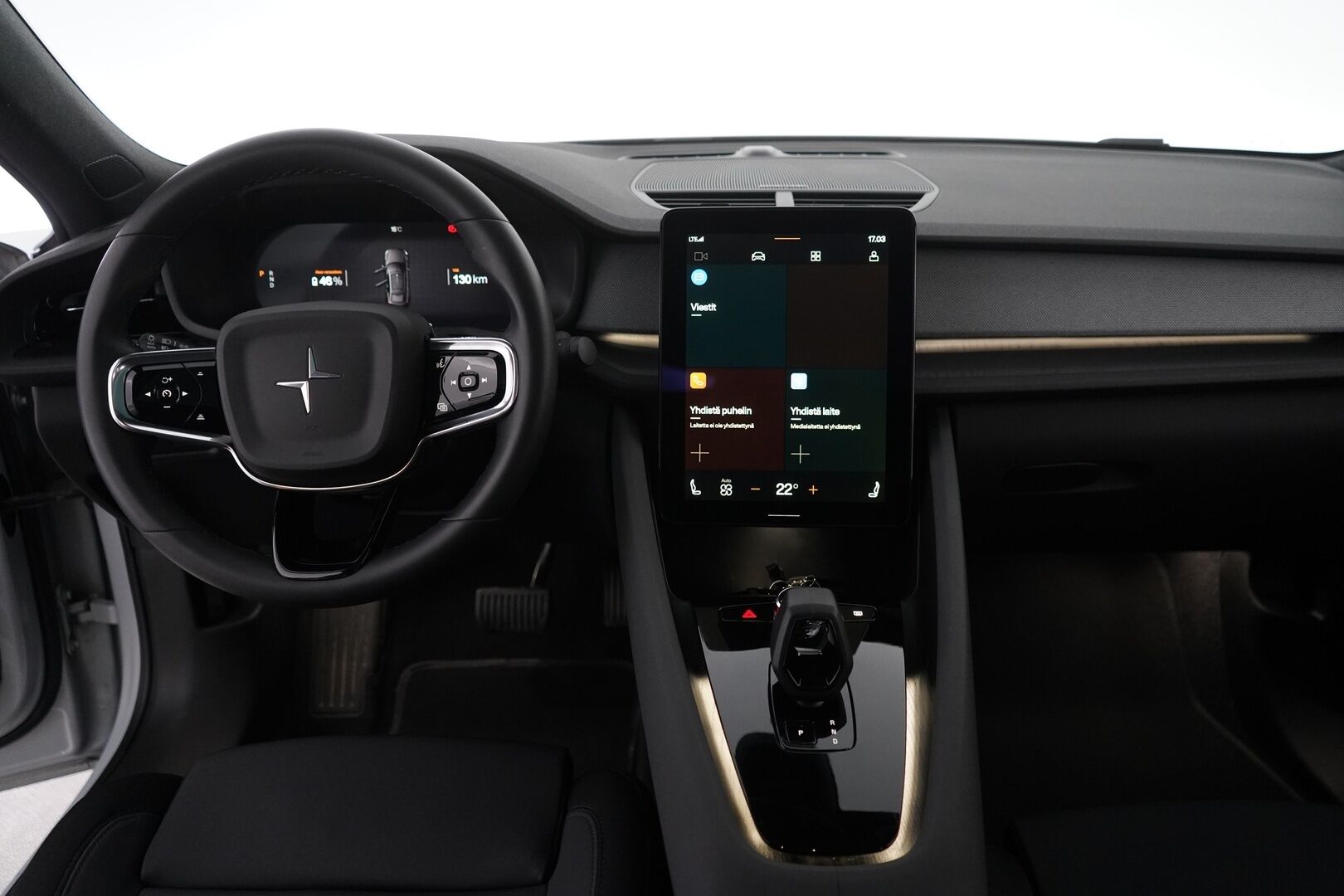 POLESTAR 2 2021 Long Range Dual Motor Performance *Pilot&Plus / Adapt.Vakkari / Harman&Kardon / Lasikatto / Muistipenkki / Koukku / 360° Kamera / Pixel-LED* - Kahdet renkaat alumiinivantein / Merkkihuollettu / 2x laturit