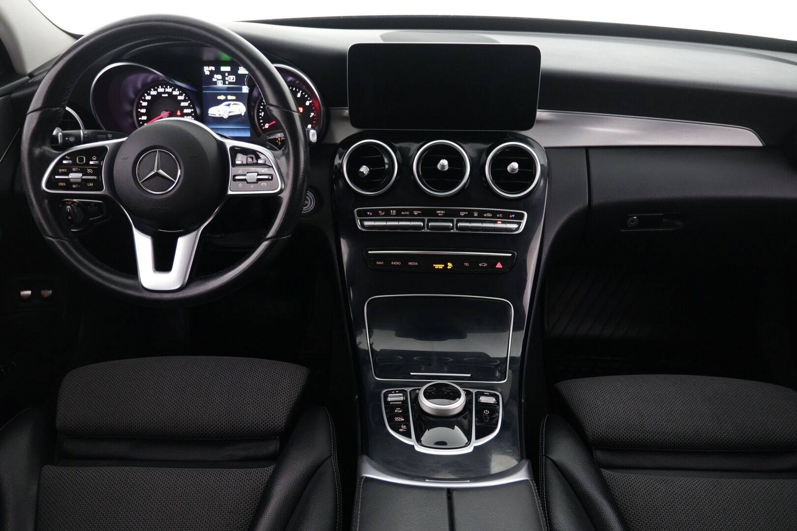 MERCEDES-BENZ C 2021 300 e T A Business Avantgarde Edition EQ Power - | 2-Omisteinen | Juuri huollettu! | Sporttipenkit | Peruutuskamera | Vakkari | Vetokoukku | Puolinahat | Sähköluukku | 