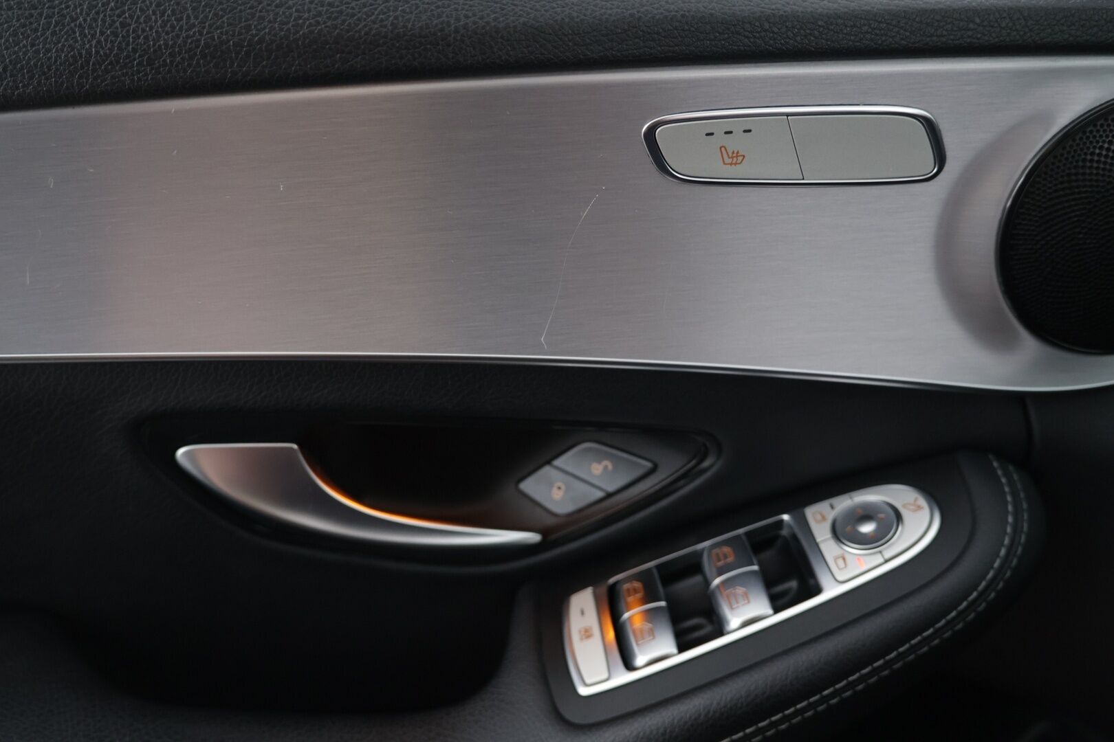 MERCEDES-BENZ C 2021 300 e T A Business Avantgarde Edition EQ Power - | 2-Omisteinen | Juuri huollettu! | Sporttipenkit | Peruutuskamera | Vakkari | Vetokoukku | Puolinahat | Sähköluukku | 