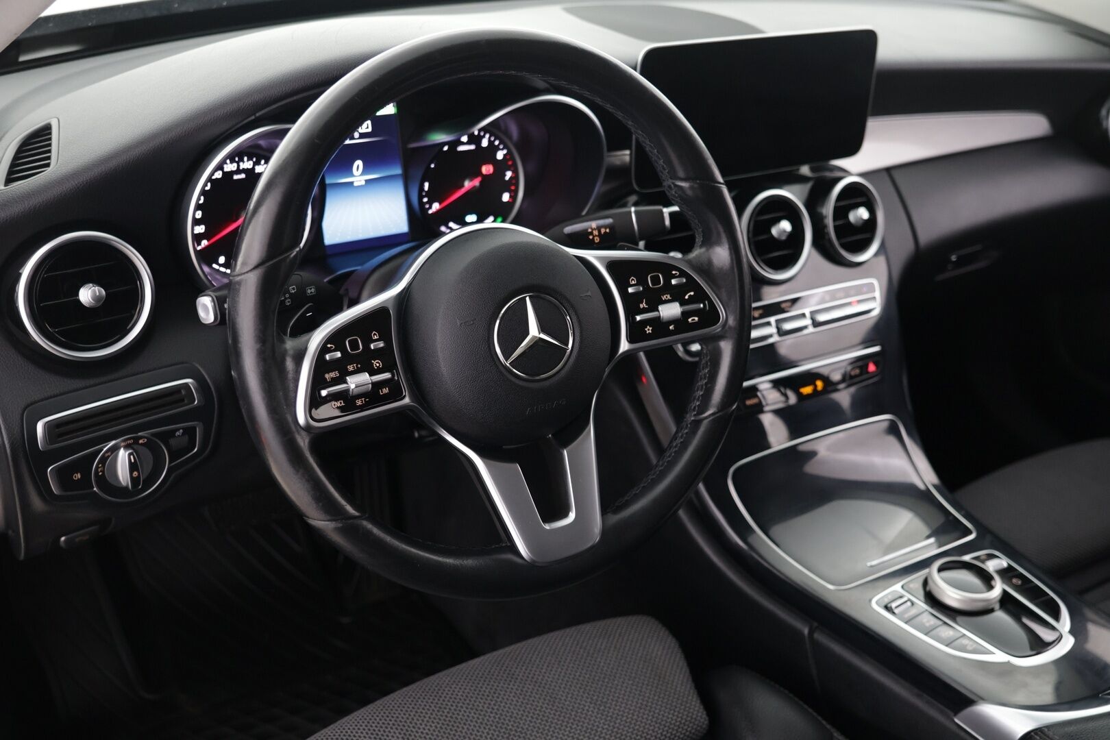 MERCEDES-BENZ C 2021 300 e T A Business Avantgarde Edition EQ Power - | 2-Omisteinen | Juuri huollettu! | Sporttipenkit | Peruutuskamera | Vakkari | Vetokoukku | Puolinahat | Sähköluukku | 