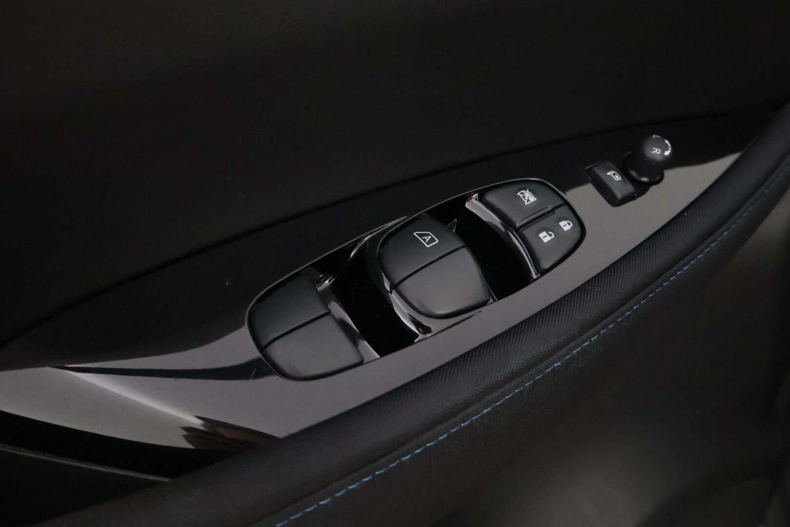 Nissan Leaf 2021 e+ N-Connecta 62 kWh - Lämpöpumppu / Adapt.Vakkari / BLIS / 360-Kamera / Adapt.LED / Ratinlämmitys / Juuri tullut Tampereelle!