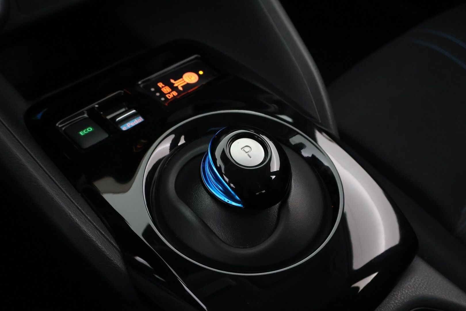 Nissan Leaf 2021 e+ N-Connecta 62 kWh - Lämpöpumppu / Adapt.Vakkari / BLIS / 360-Kamera / Adapt.LED / Ratinlämmitys / Juuri tullut Tampereelle!