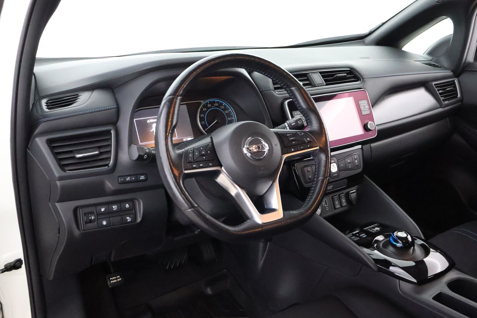 Nissan Leaf 2021 e+ N-Connecta 62 kWh - Lämpöpumppu / Adapt.Vakkari / BLIS / 360-Kamera / Adapt.LED / Ratinlämmitys / Juuri tullut Tampereelle!