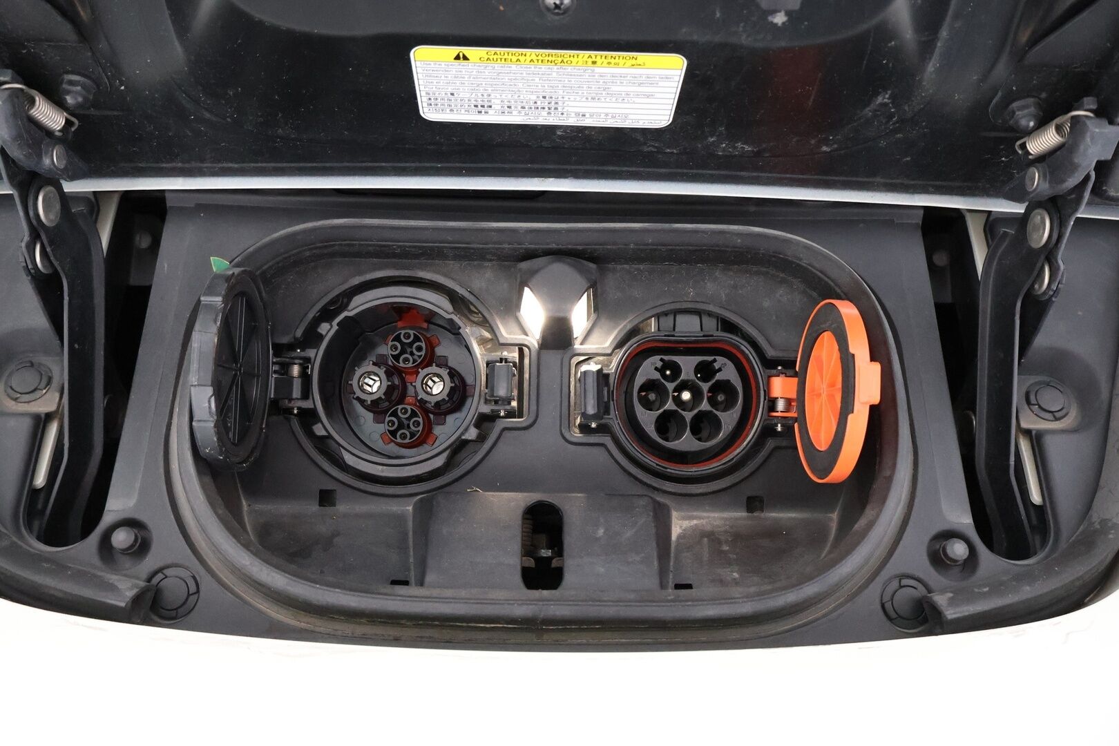 Nissan Leaf 2021 e+ N-Connecta 62 kWh - Lämpöpumppu / Adapt.Vakkari / BLIS / 360-Kamera / Adapt.LED / Ratinlämmitys / Juuri tullut Tampereelle!