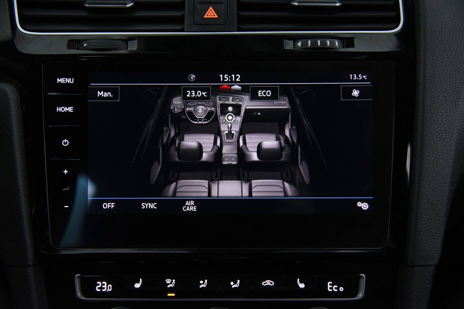 VOLKSWAGEN GOLF 2020 GTE 1.4 TSi PHEV Limited Edition *035/200* / Digimittaristo / Sporttinahat / Muistipenkki / Adapt.Vakkari / Peruutuskamera / Katveavustin / KeylessGo / - Vetokoukku / Aluvanteet kesä- ja talvirenkaissa / Huippuvarusteet!