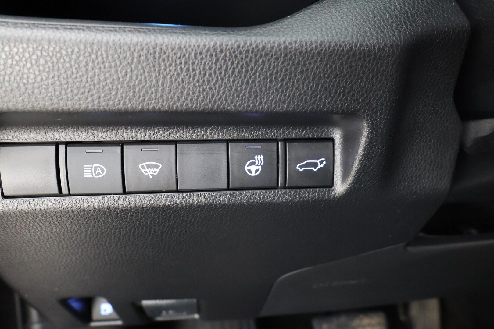 TOYOTA RAV4 2020 2.5 Hybrid AWD-i Premium - | Adapt.Vakkari | Nahkasisusta | Muistipenkki | Koukku | Peruutuskamera | Pysäköinti tutkat edessä ja takana | KeylessGo | Ratinlämmitin | Sähköluukku | Lohkolämmitin + sisähaara |