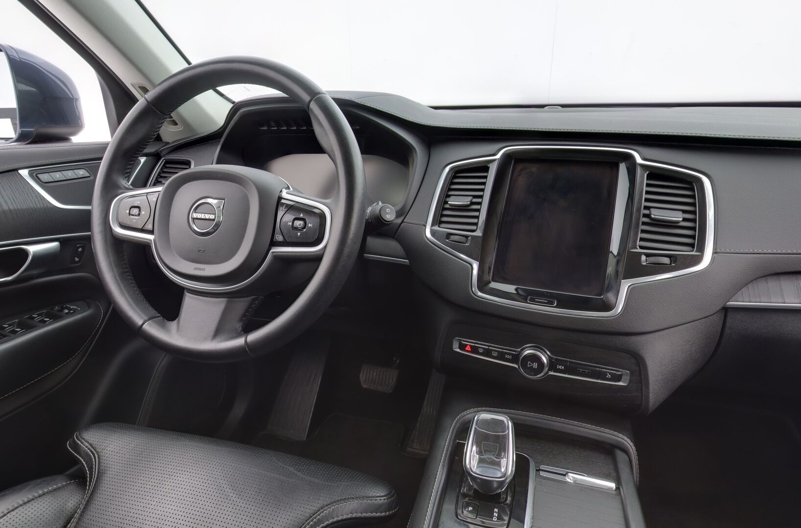 Volvo XC90 2020 T8 Inscription / Adapt.Vakkari / P-kamera / Webasto / Muistipenkit hieronnalla ja tuuletuksella / 7P / Koukku / Mustat nahat / DIgimittaristo / - *Juuri saapunut / 2x renkaat & alumiinivanteet / Merkkihuollettu*