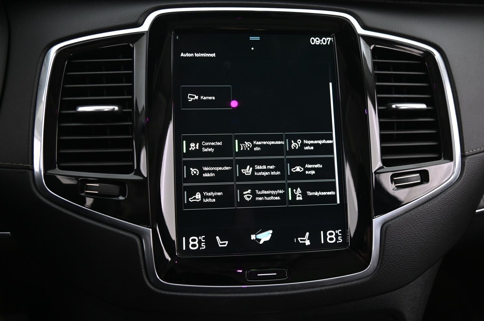 Volvo XC90 2020 T8 Inscription / Adapt.Vakkari / P-kamera / Webasto / Muistipenkit hieronnalla ja tuuletuksella / 7P / Koukku / Mustat nahat / DIgimittaristo / - *Juuri saapunut / 2x renkaat & alumiinivanteet / Merkkihuollettu*