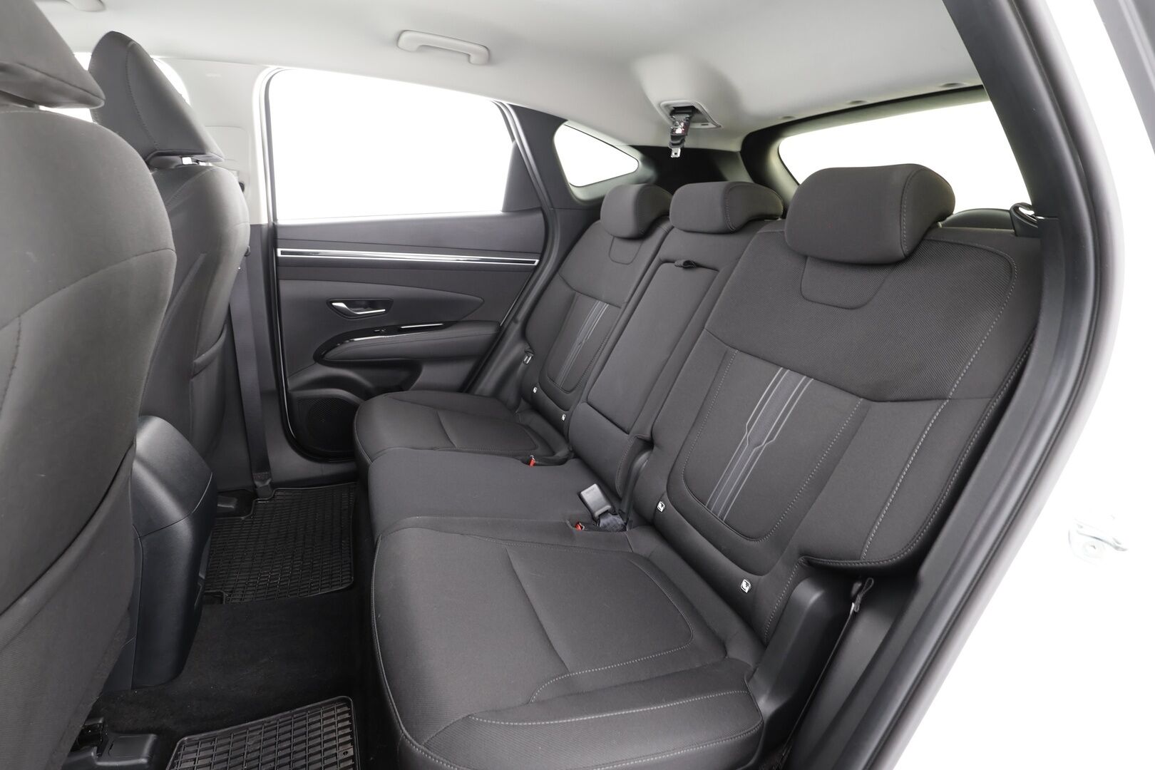 Hyundai Tucson 2022 1,6 T-GDI 265 hv Plug in 4WD 6AT Style - | ACC | P.kamera | LED | Ohjausavustin | Keyless | Lämm. ratti | Ambient light | Apple & Android | Navi | Merkkihuollot | 2x renkaat aluin | 