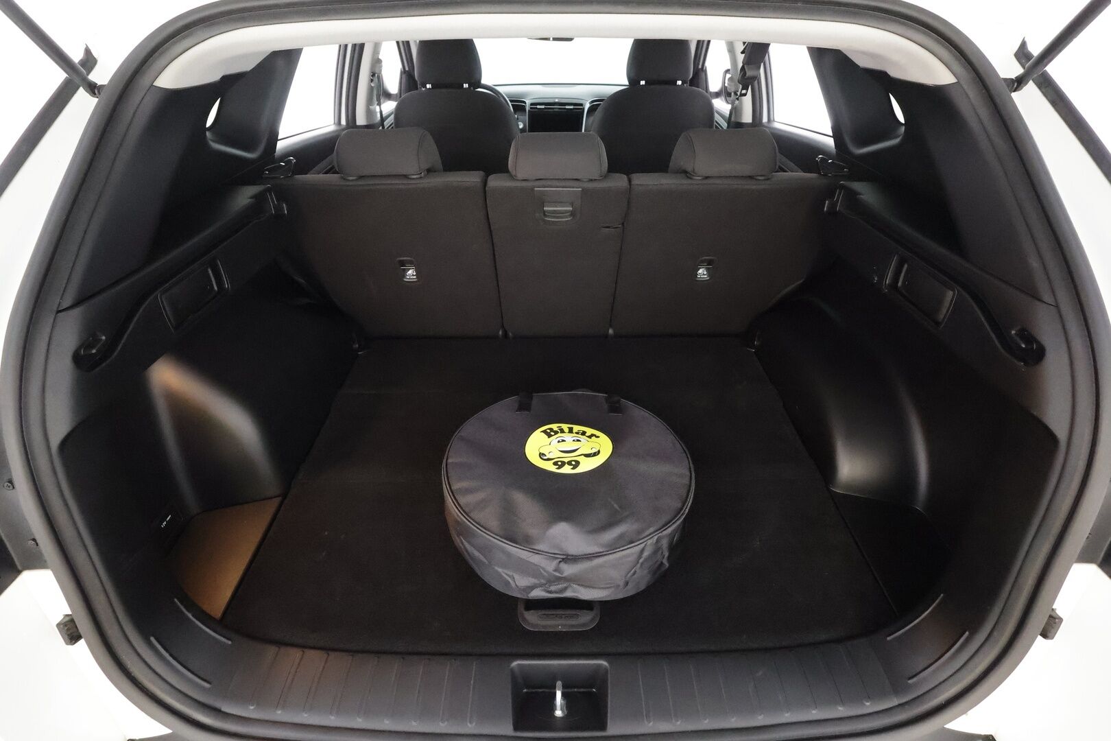 Hyundai Tucson 2022 1,6 T-GDI 265 hv Plug in 4WD 6AT Style - | ACC | P.kamera | LED | Ohjausavustin | Keyless | Lämm. ratti | Ambient light | Apple & Android | Navi | Merkkihuollot | 2x renkaat aluin | 