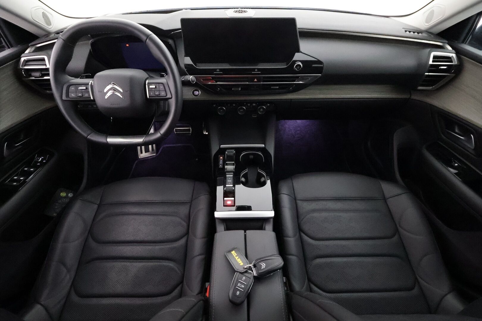 Citroen C5 X 2024 Plugin Hybrid 225 Shine Pack Business EAT8 Automaatti - | ACC | Muistipenkki | HUD | 360 | Lisälämmitin | LED | Nahkaverhoilu | Kaistavahti | Keyless | Apple&Android | 1-om Suomi-auto | Kahdet renkaat |