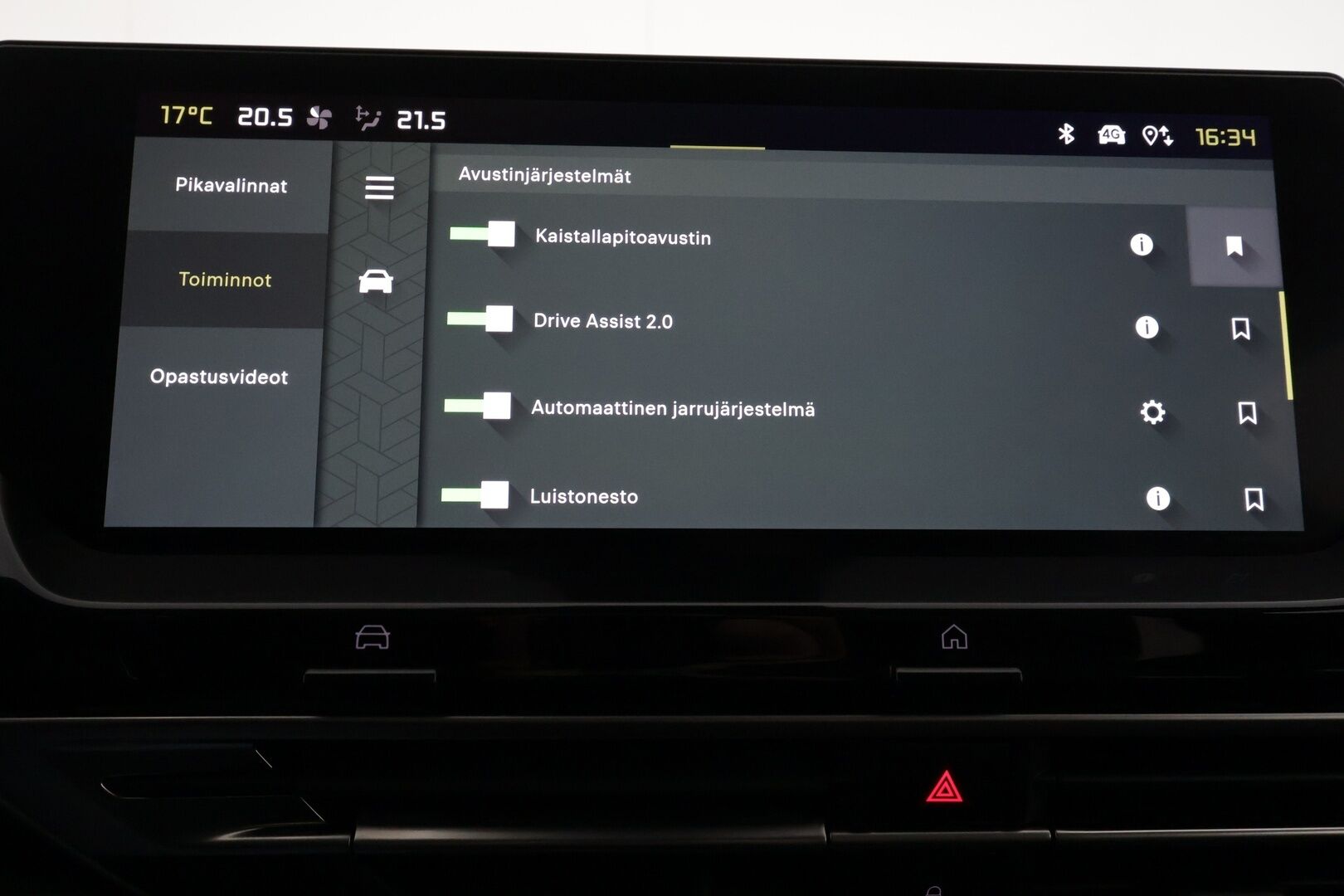 Citroen C5 X 2024 Plugin Hybrid 225 Shine Pack Business EAT8 Automaatti - | ACC | Muistipenkki | HUD | 360 | Lisälämmitin | LED | Nahkaverhoilu | Kaistavahti | Keyless | Apple&Android | 1-om Suomi-auto | Kahdet renkaat |
