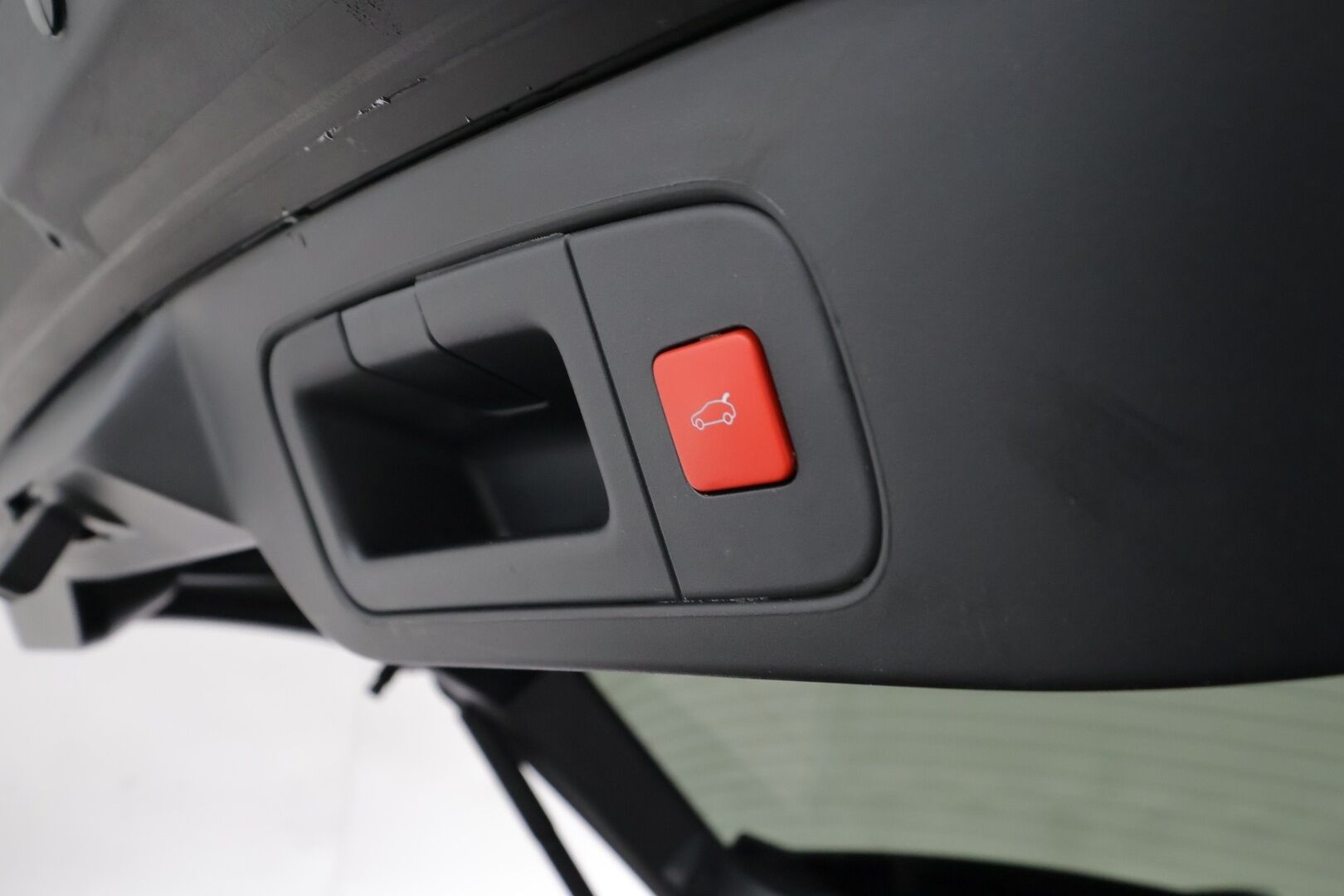 Citroen C5 X 2024 Plugin Hybrid 225 Shine Pack Business EAT8 Automaatti - | ACC | Muistipenkki | HUD | 360 | Lisälämmitin | LED | Nahkaverhoilu | Kaistavahti | Keyless | Apple&Android | 1-om Suomi-auto | Kahdet renkaat |