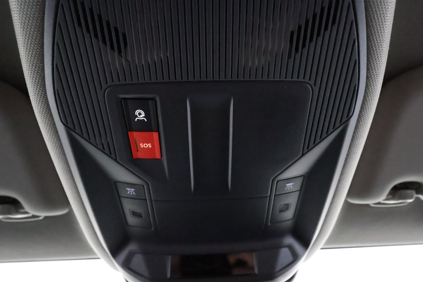 Citroen C5 X 2024 Plugin Hybrid 225 Shine Pack Business EAT8 Automaatti - | ACC | Muistipenkki | HUD | 360 | Lisälämmitin | LED | Nahkaverhoilu | Kaistavahti | Keyless | Apple&Android | 1-om Suomi-auto | Kahdet renkaat |