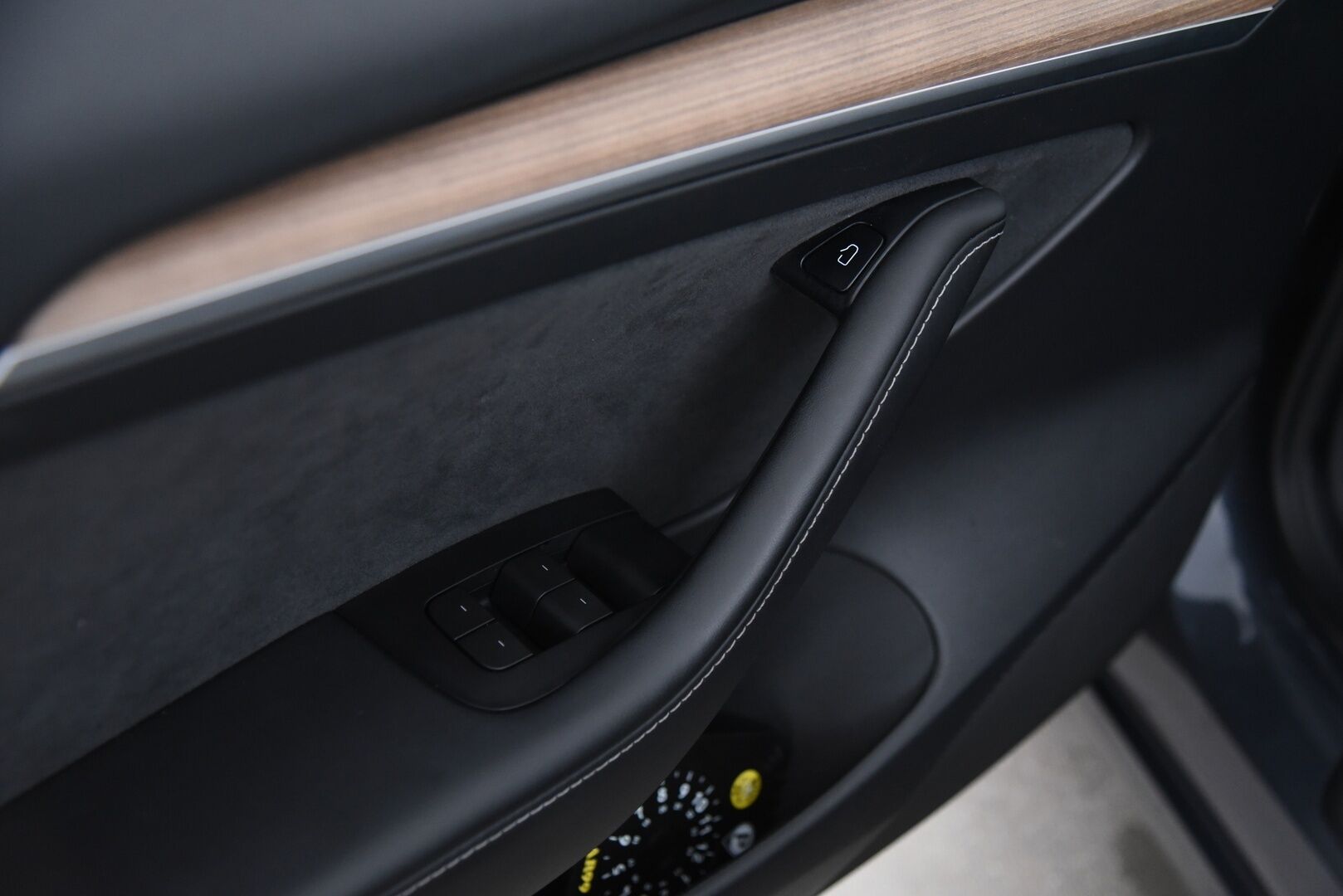 Tesla Model 3 2023 Standard Range Plus / Autopilot / Matrix-LED / Premium Audio / Navi - Lämpöpumppu / Lasikatto / P-Kamera / Sähköpenkit - HULLU BLACKWEEK KORKOTARJOUS 2,49%