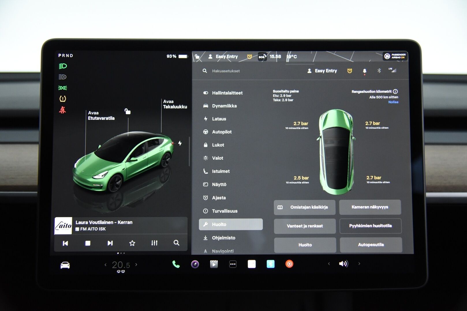 Tesla Model 3 2023 Standard Range Plus / Autopilot / Matrix-LED / Premium Audio / Navi - Lämpöpumppu / Lasikatto / P-Kamera / Sähköpenkit